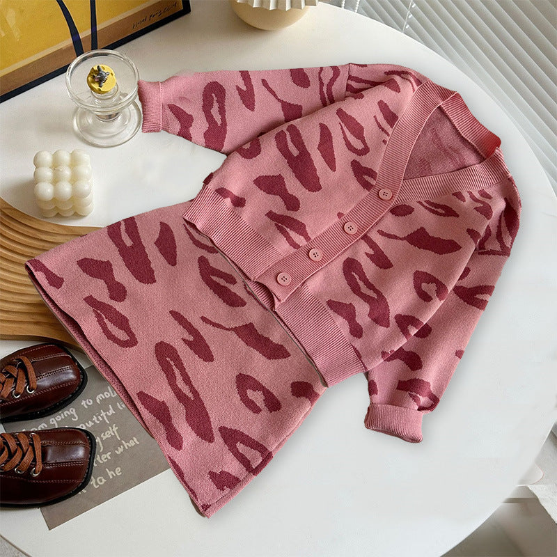 Conjunto de Niña con Estampado de Leopardo