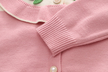 Conjunto Infantil de Tejido de Cuello Floral.