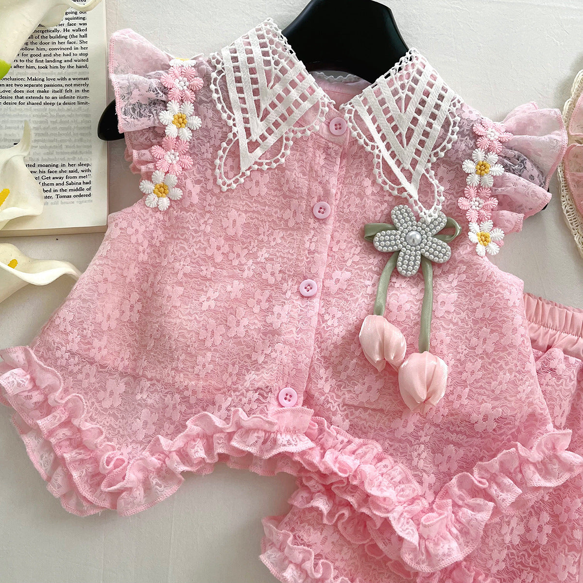 Conjunto floral de encaje para niñas