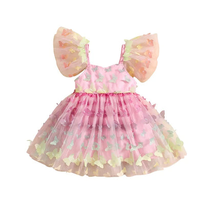 Vestido infantil con mangas de mariposa