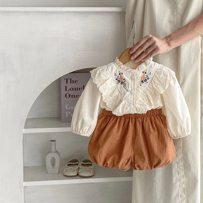 Conjunto de Niña Con Flores Bordadas