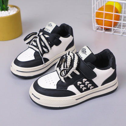 Zapatillas deportivas con cordones para niños