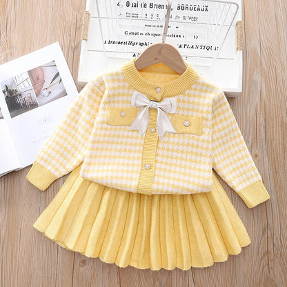 Conjunto Infantil Cárdigan + Falda Plisada