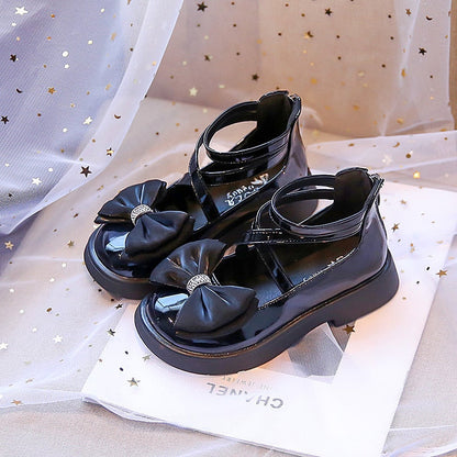 Sandalias con pajarita