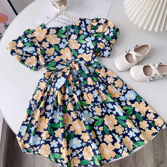 Vestido elegante con lazo