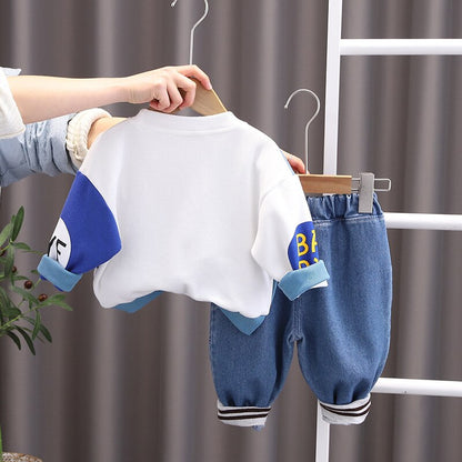 Conjunto de sudadera con jeans lavados con pulpo para niños de 2 piezas