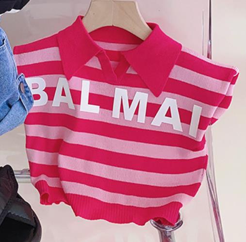 Pantalones cortos y camiseta para niños