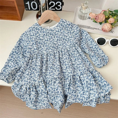 Conjunto vestido floral y abrigo