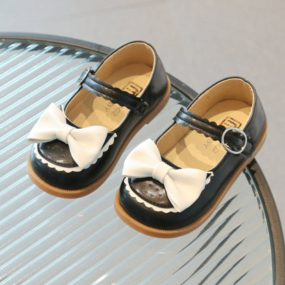Zapato con lazo