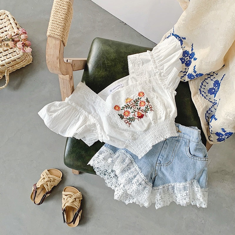 Camiseta + juego de bordados de flores de encaje