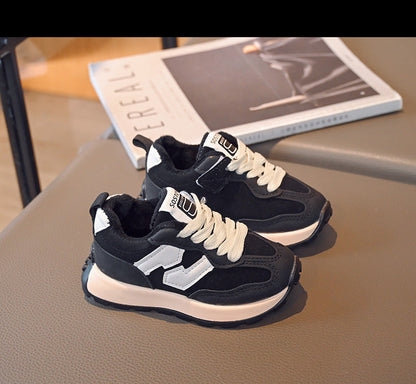 Zapatillas para niños con cordones