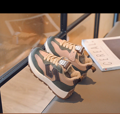 Zapatillas para niños con cordones