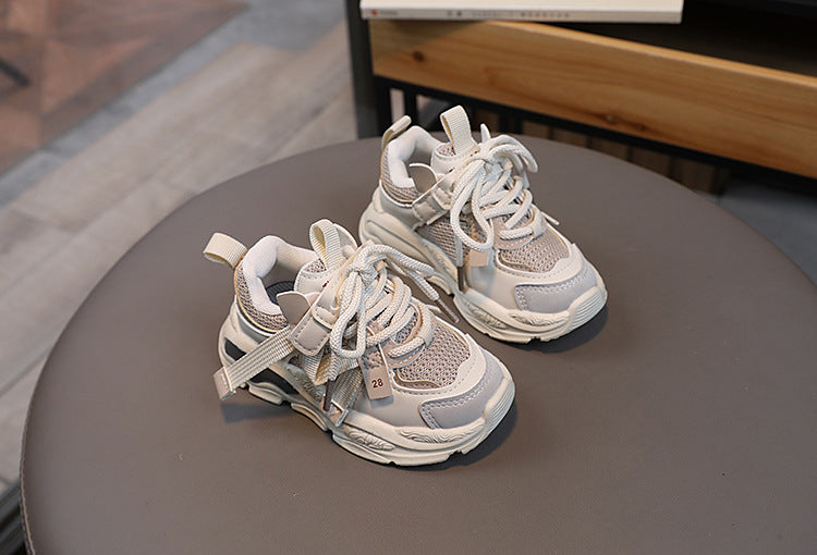 Zapatillas suaves con cordones para niños