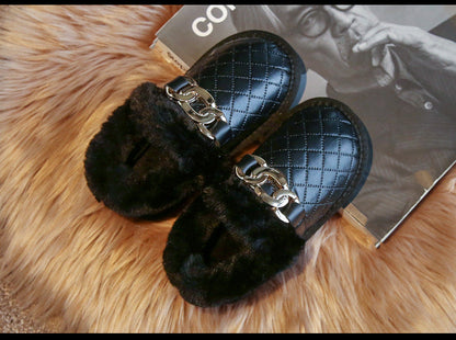 Zapato Infantil de Peluche y Cadena