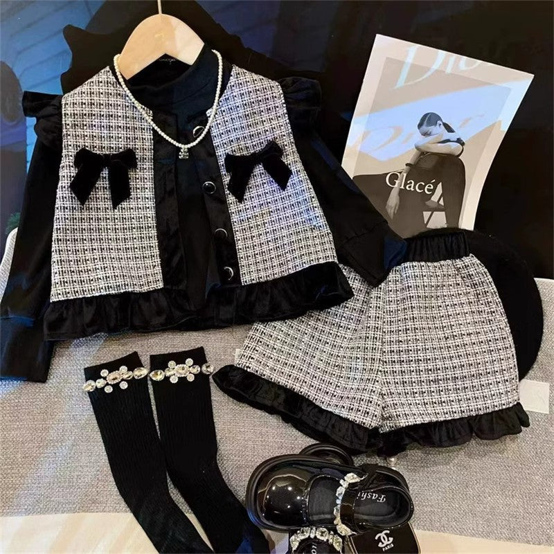 Conjunto infantil a cuadros con lazo