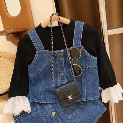 Conjunto de falda vaquera para niñas.